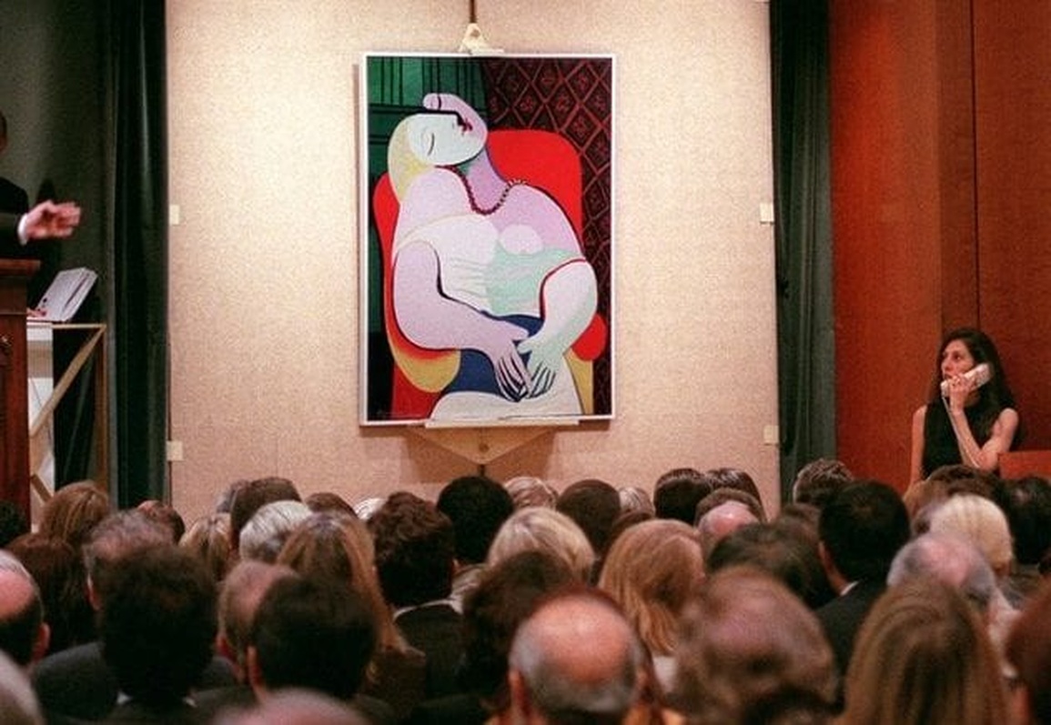 Bi hài cách những tác phẩm triệu đô bị... hủy hoại - 1