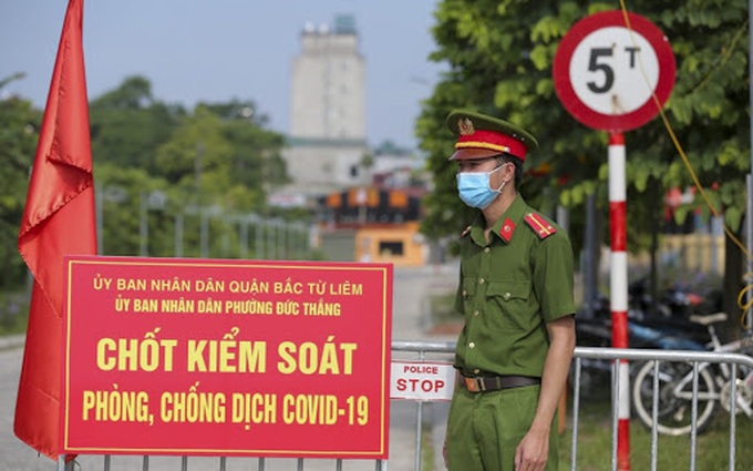 Phát huy hiệu quả tích cực các chốt kiểm soát giao thông trên địa bàn Hà Nội 