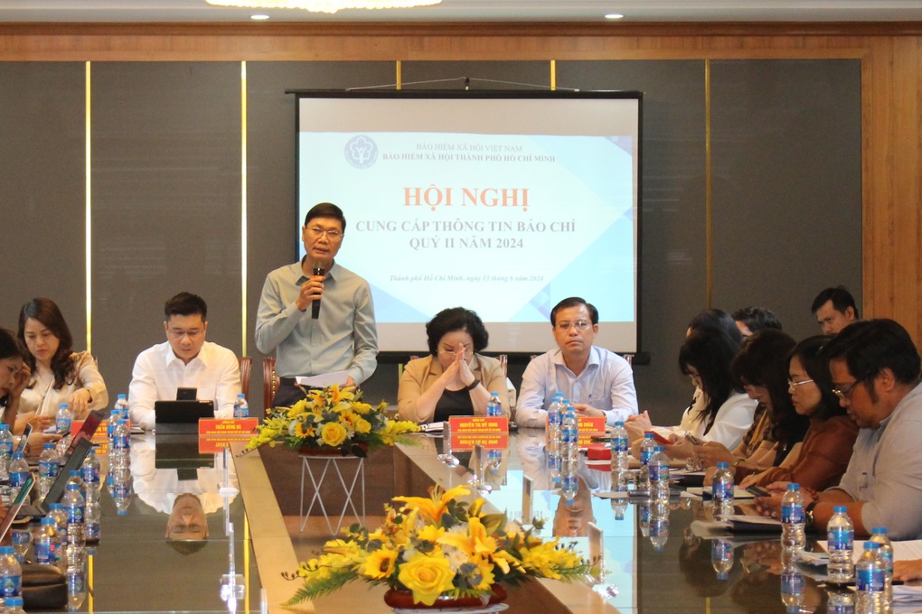 Lương hưu cao nhất và thấp nhất chênh lệch hơn 70 lần - 1 Lương hưu cao nhất và thấp nhất chênh lệch hơn 70 lần - 1