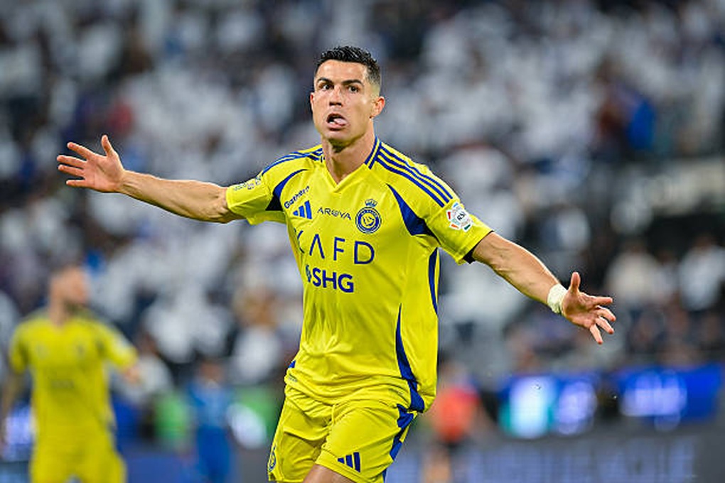 Ronaldo thi đấu thăng hoa giúp Al Nassr đánh bại đội đầu bảng Al Hilal - 1 Ronaldo thi đấu thăng hoa giúp Al Nassr đánh bại đội đầu bảng Al Hilal - 1