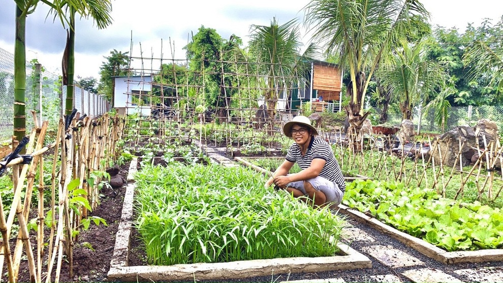 Dốc hết tiền tiết kiệm, 9X phố núi tậu đất, làm nhà vườn 3.000m2 đẹp mê - 8 Dốc hết tiền tiết kiệm, 9X phố núi tậu đất, làm nhà vườn 3.000m2 đẹp mê - 8
