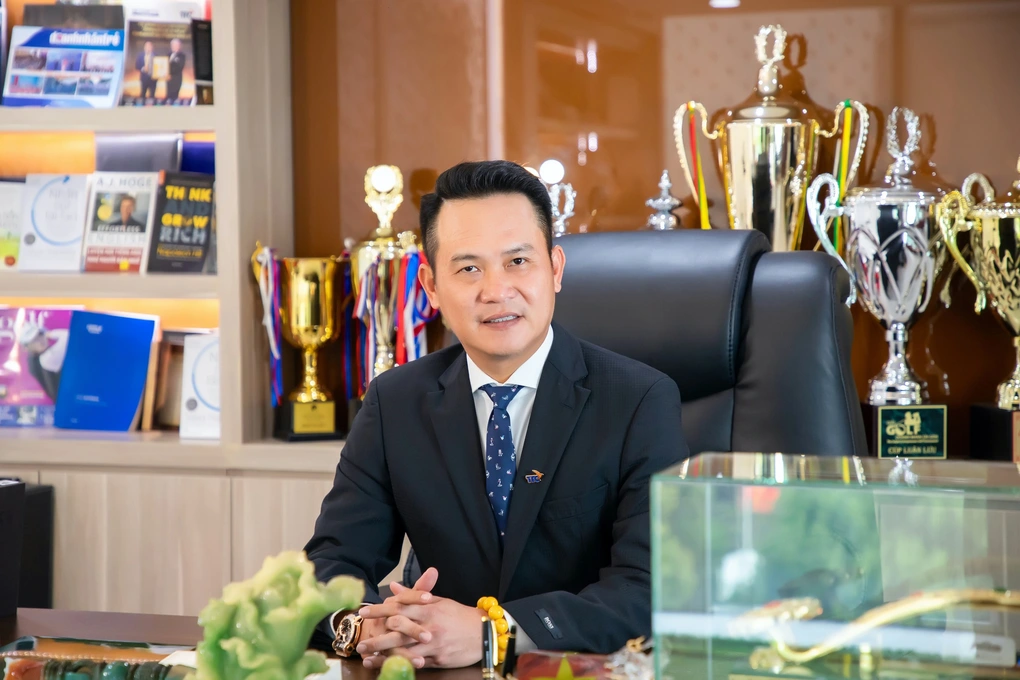 Vì sao shark Đặng Hồng Anh rời công ty TTC Land do chính ông sáng lập? - 1 Vì sao shark Đặng Hồng Anh rời công ty TTC Land do chính ông sáng lập? - 1