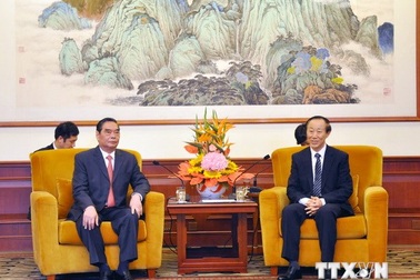 Ủy viên Bộ Chính trị Lê Hồng Anh tiếp Phó Chủ tịch Chính hiệp Trung Quốc