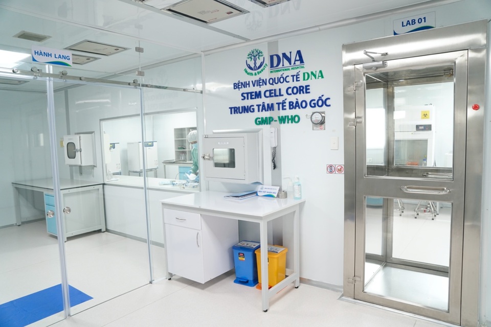 Siêu mẫu Thúy Hạnh bất ngờ nhận quà “khủng” từ chồng - 4 Siêu mẫu Thúy Hạnh bất ngờ nhận quà “khủng” từ chồng - 4