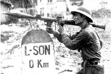 Tên các anh đã thành tên đất nước!