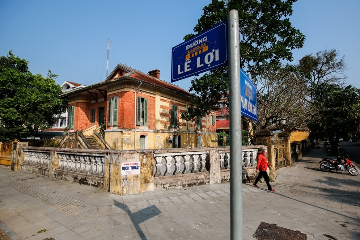 Thần đèn di dời biệt thự Pháp cổ: Bất ngờ nêu phương án phá dỡ biệt thự - 3 Thần đèn di dời biệt thự Pháp cổ: Bất ngờ nêu phương án phá dỡ biệt thự - 3