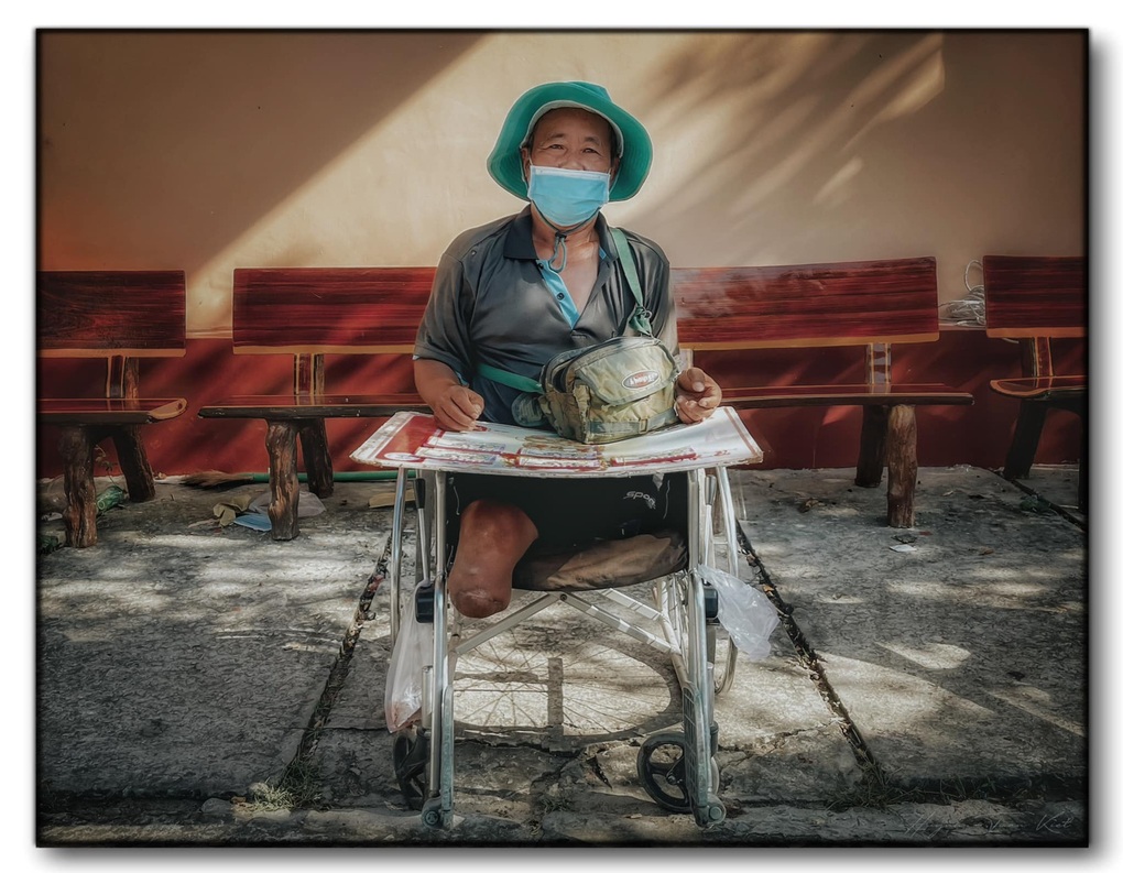 Những mảnh đời mưu sinh cơ cực qua góc nhìn bác sĩ miền Tây - 3 Những mảnh đời mưu sinh cơ cực qua góc nhìn bác sĩ miền Tây - 3