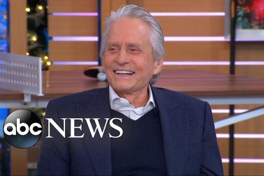 Michael Douglas chia sẻ về cha