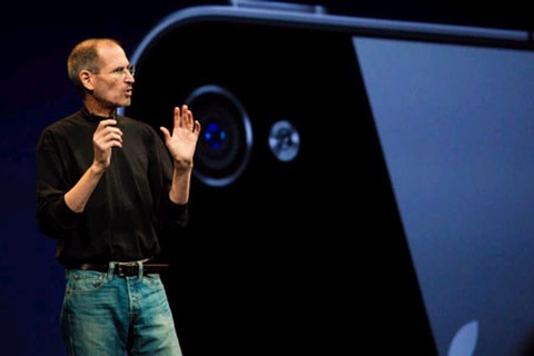 “Người hùng” Steve Jobs nói lời chia tay Apple