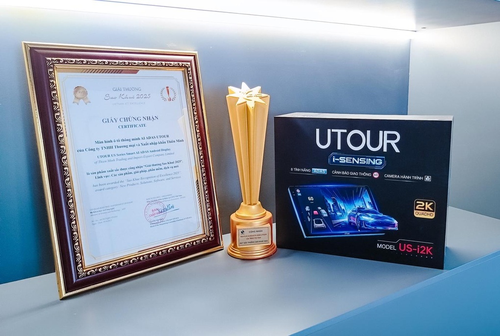 Màn hình AI Adas Utour của TMAS được vinh danh tại Sao Khuê 2025 - 5 Màn hình AI Adas Utour của TMAS được vinh danh tại Sao Khuê 2025 - 5