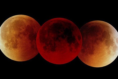 Tại sao mặt trăng lại chuyển sang màu đỏ trong lúc nguyệt thực toàn phần?