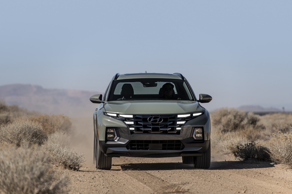 Hyundai Santa Cruz trình làng, giống như phiên bản bán tải của Tucson - 6 Hyundai Santa Cruz trình làng, giống như phiên bản bán tải của Tucson - 6