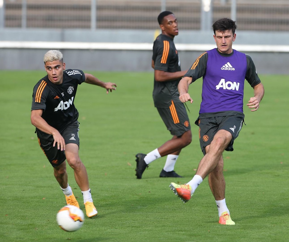 Man Utd tiếp tục miệt mài luyện công chờ Sevilla - 15 Man Utd tiếp tục miệt mài luyện công chờ Sevilla - 15