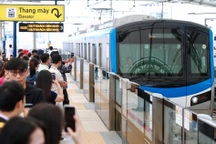 Metro số 1 TPHCM chạy xuyên Tết Ất Tỵ