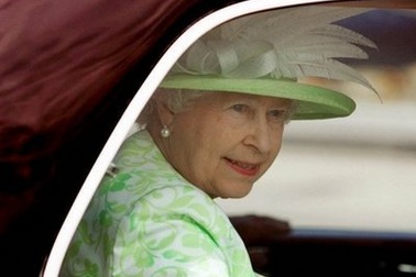 BBC xin lỗi vì đùa Nữ hoàng Anh qua đời 