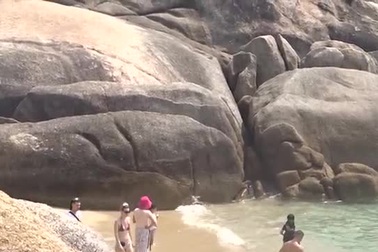 Núi Hòn ông và Hòn bà ở đảo ngọc Koh Samui