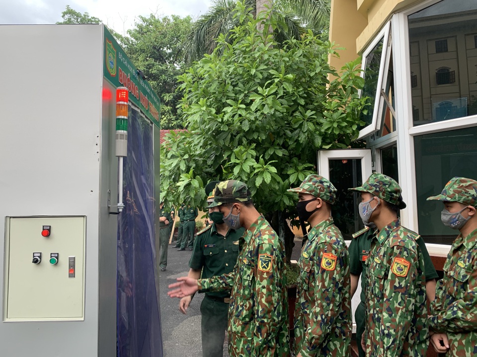 Bác sĩ quân y chăm sóc sức khỏe cho quân dân khu vực biên giới - 8 Bác sĩ quân y chăm sóc sức khỏe cho quân dân khu vực biên giới - 8