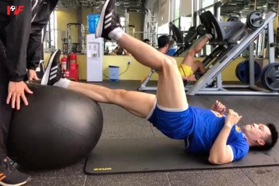 Xuân Trường, Duy Mạnh hăng say tập luyện chờ ngày trở lại - 8 Xuân Trường, Duy Mạnh hăng say tập luyện chờ ngày trở lại - 8