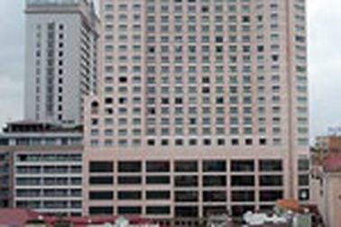 Khách sạn 5 sao, giá trông xe cũng “5 sao”