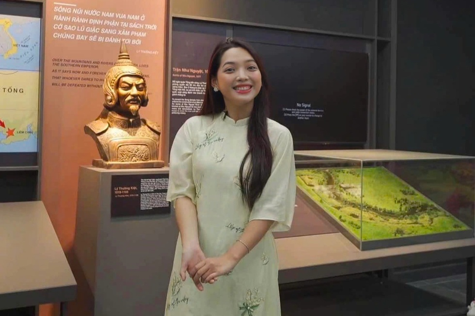 Gen Z đi từ 6h, né cuối tuần vẫn gặp biển người ở Bảo tàng Lịch sử Quân sự - 3