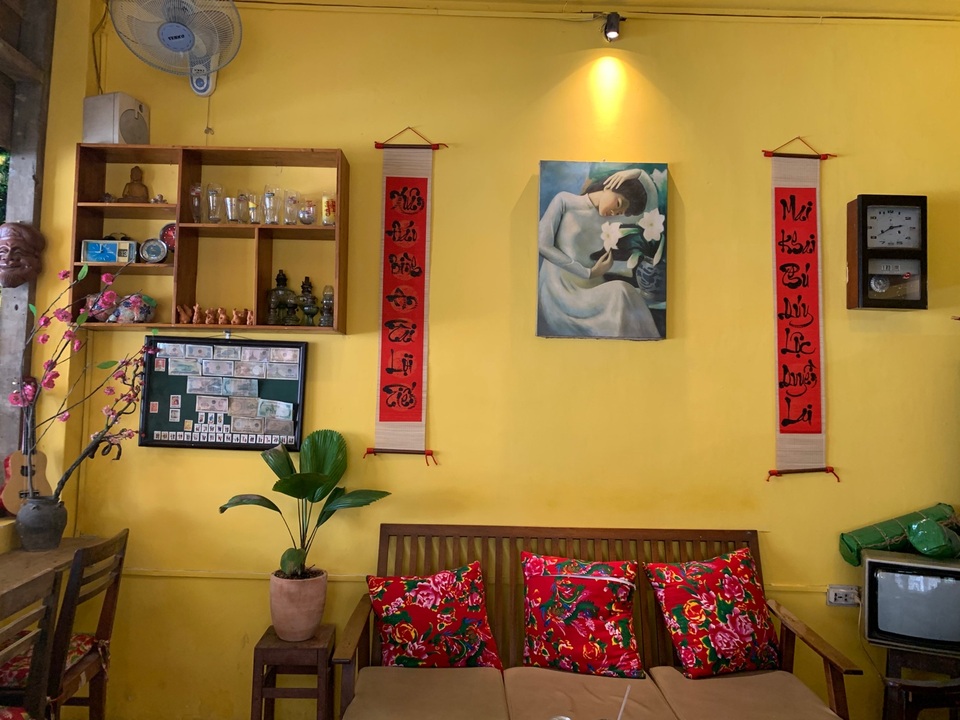 Chàng trai 9X bỏ việc văn phòng để giữ góc hàng xén của bà nội - 1 Chàng trai 9X bỏ việc văn phòng để giữ góc hàng xén của bà nội - 1