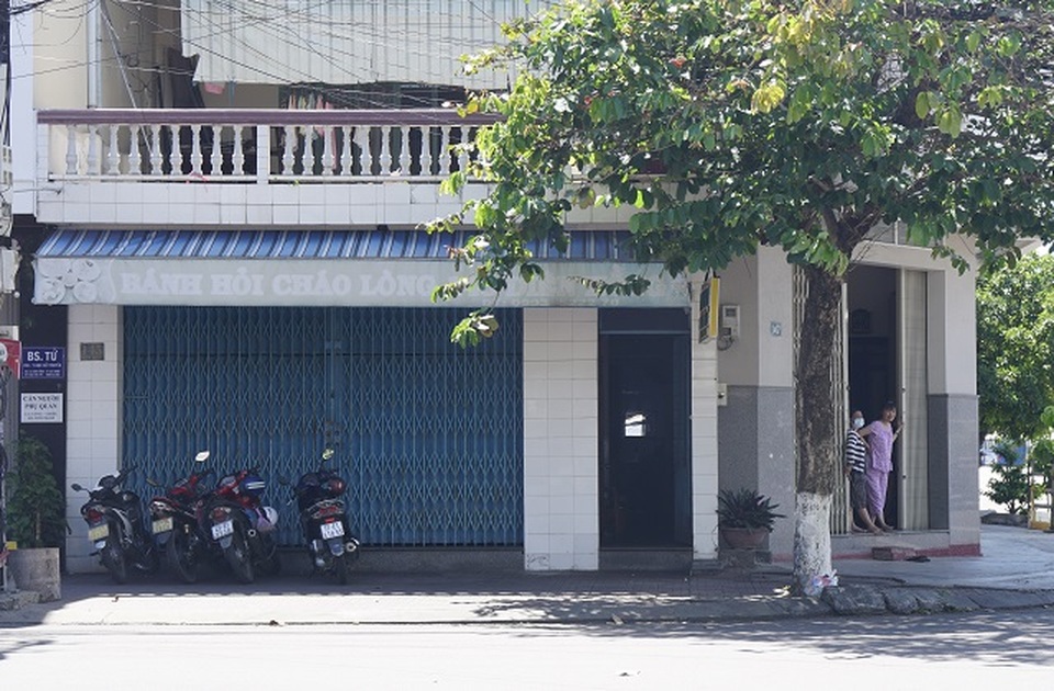 F0 ghé ăn đặc sản, chủ quán bất đắc dĩ sống cảnh cách ly - 1 F0 ghé ăn đặc sản, chủ quán bất đắc dĩ sống cảnh cách ly - 1