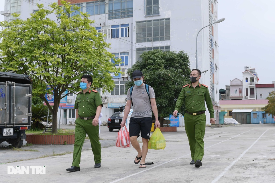 Lời hối hận muộn màng của đối tượng nhập cảnh trái phép, làm lây lan dịch - 2 Lời hối hận muộn màng của đối tượng nhập cảnh trái phép, làm lây lan dịch - 2