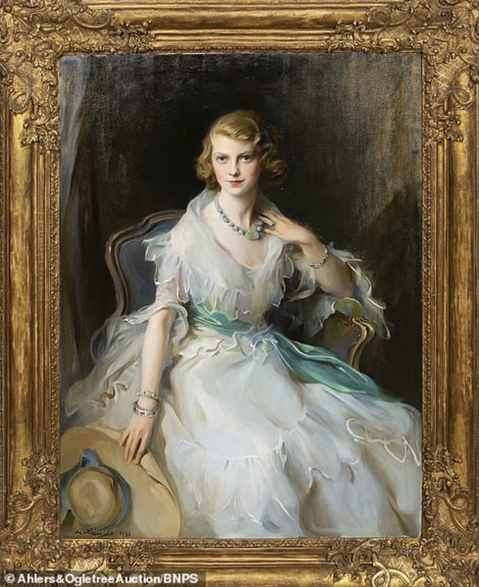 Chân dung người phụ nữ thượng lưu nổi tiếng bất ngờ tái xuất - 1 Chân dung người phụ nữ thượng lưu nổi tiếng bất ngờ tái xuất - 1