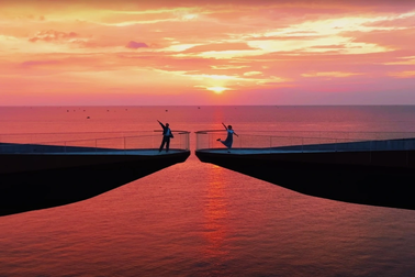 "Cầu Hôn" xuất hiện đầy lãng mạn trong MV "I do" của Đức Phúc và 911