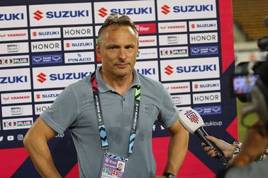 Myanmar sa thải huấn luyện viên sau thất bại ở AFF Cup 2018