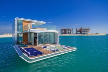 Khám phá nơi du khách có thể ngủ cùng cá