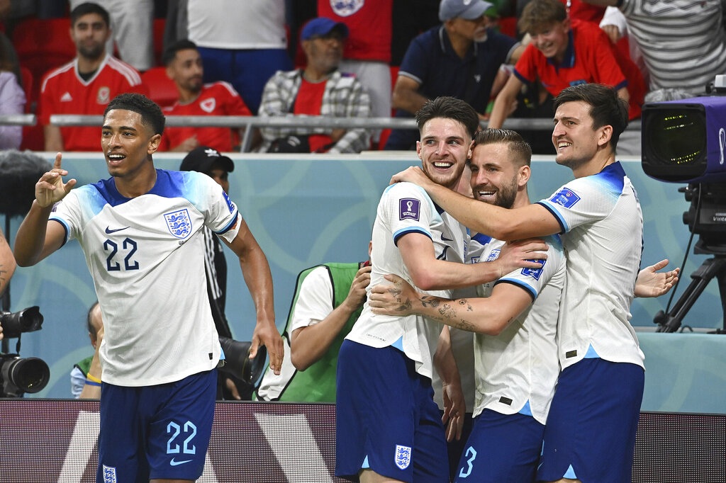 Harry Maguire: Tội đồ Man Utd hồi sinh rực rỡ ở tuyển Anh - 4 Harry Maguire: Tội đồ Man Utd hồi sinh rực rỡ ở tuyển Anh - 4