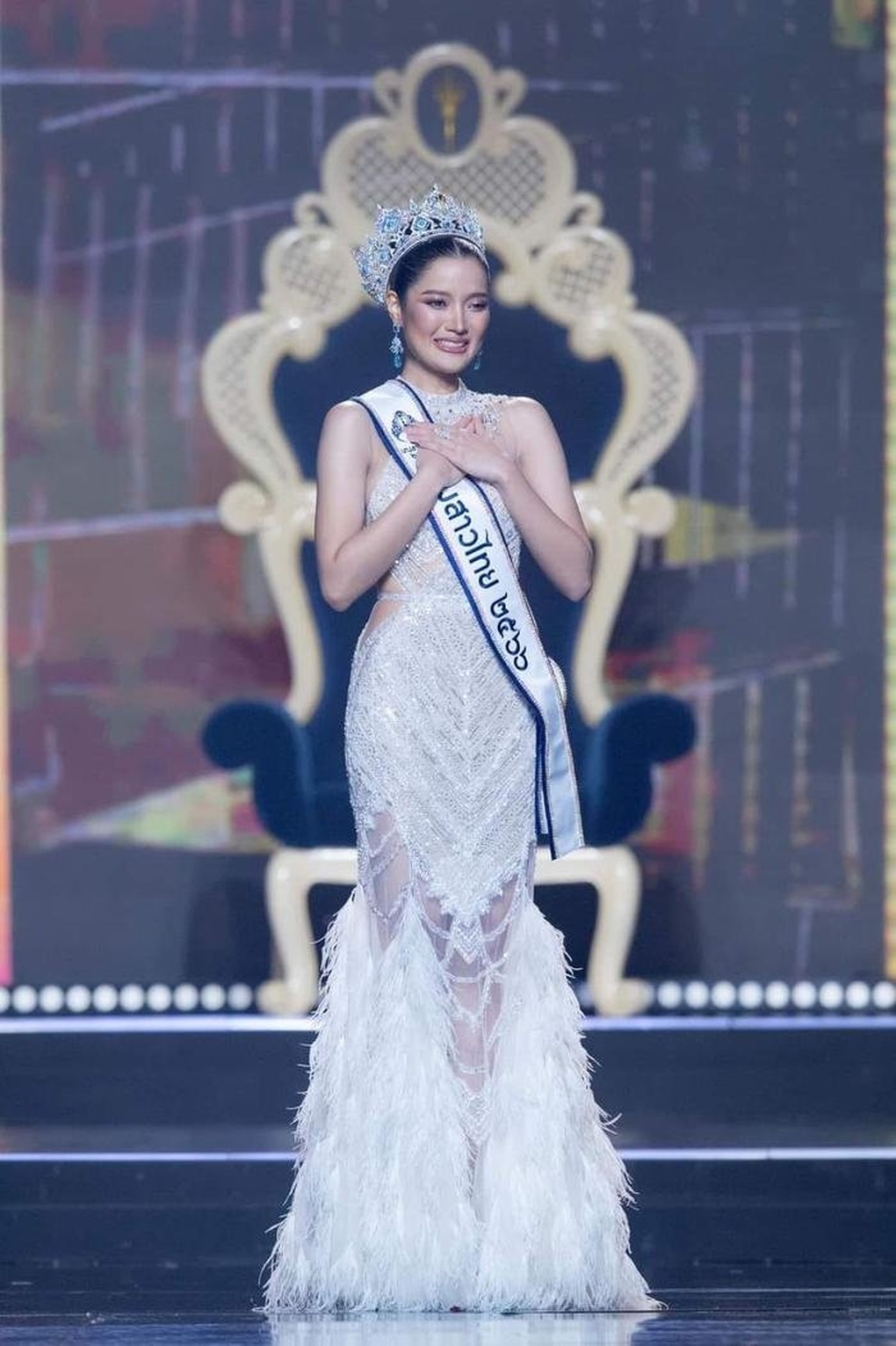 Nhan sắc ngọt ngào và cuốn hút của Hoa hậu Thái Lan 2023 - 2 Nhan sắc ngọt ngào và cuốn hút của Hoa hậu Thái Lan 2023 - 2
