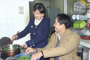 Cảm động nữ bác sĩ quyết lấy chàng vận động viên khuyết tật làm chồng