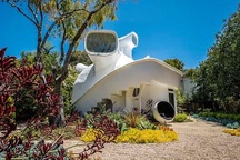 Những ngôi nhà với các thiết kế khó hiểu nhất