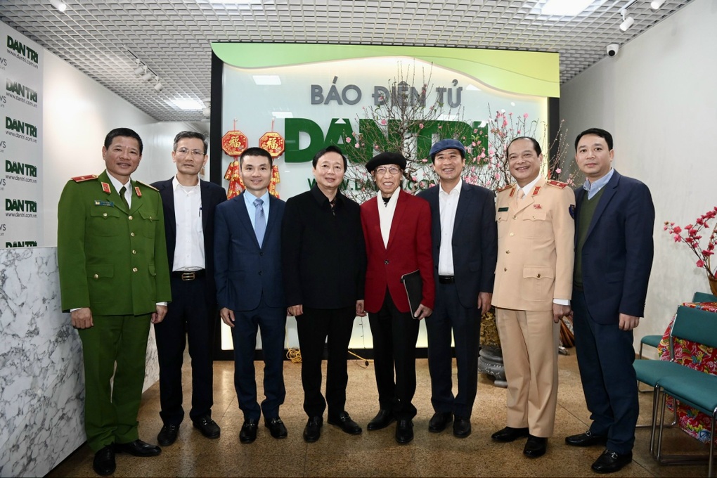Phó Thủ tướng: Người dân hiện nay rất cần những món ăn tinh thần - 1 Phó Thủ tướng: Người dân hiện nay rất cần những món ăn tinh thần - 1
