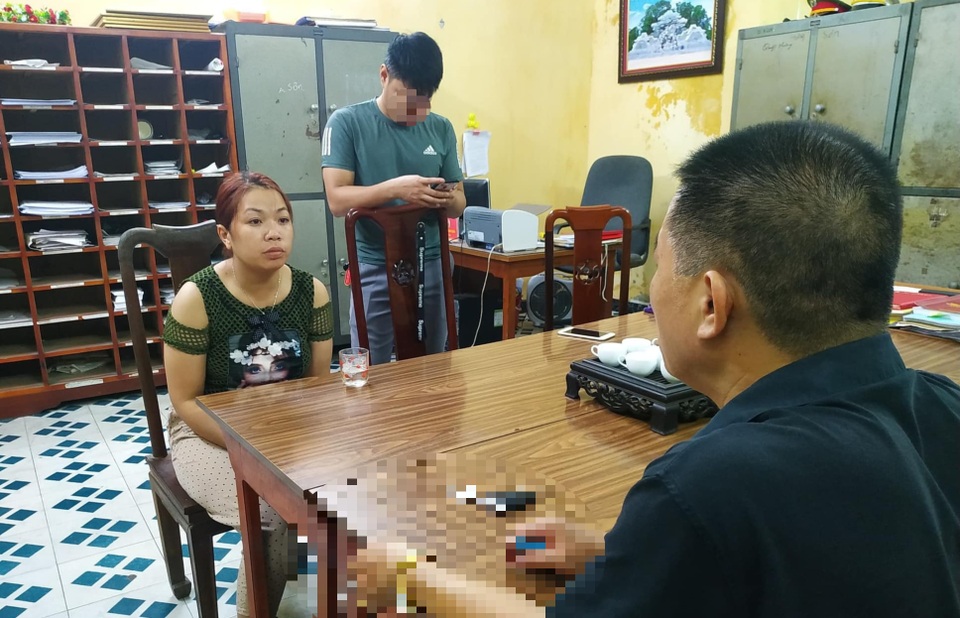 Lộ mặt nữ quái bắt cóc bé 2 tuổi ở Bắc Ninh đưa về Tuyên Quang - 1 Lộ mặt nữ quái bắt cóc bé 2 tuổi ở Bắc Ninh đưa về Tuyên Quang - 1