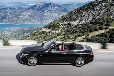 C-Class Cabriolet chính thức ra mắt