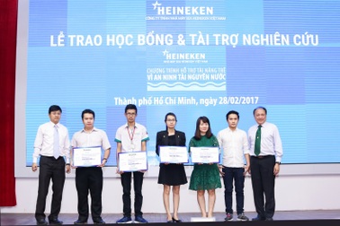 Nghiên cứu tái sinh nước thải: Các nhà khoa học trẻ đang chung tay bảo vệ nguồn nước
