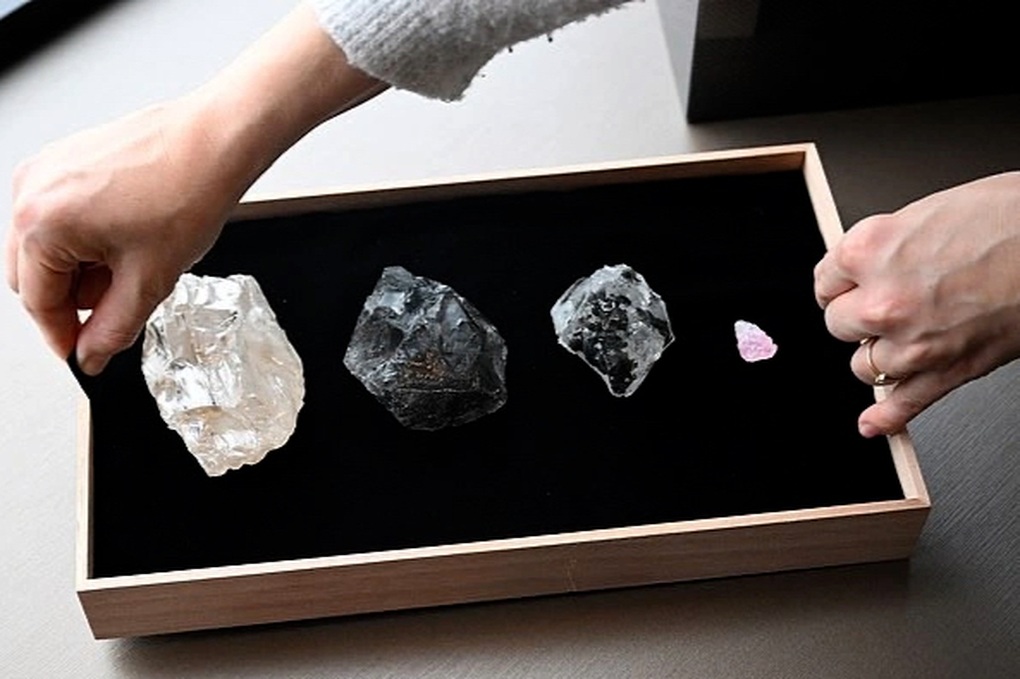 Viên kim cương lớn thứ hai trên thế giới đang được định giá - 2 Viên kim cương lớn thứ hai trên thế giới đang được định giá - 2