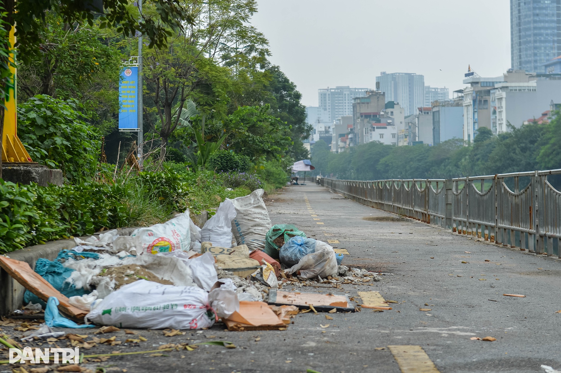 Hình hài 2 tuyến đường dự kiến dành riêng cho xe đạp ở Hà Nội - 9 Hình hài 2 tuyến đường dự kiến dành riêng cho xe đạp ở Hà Nội - 9