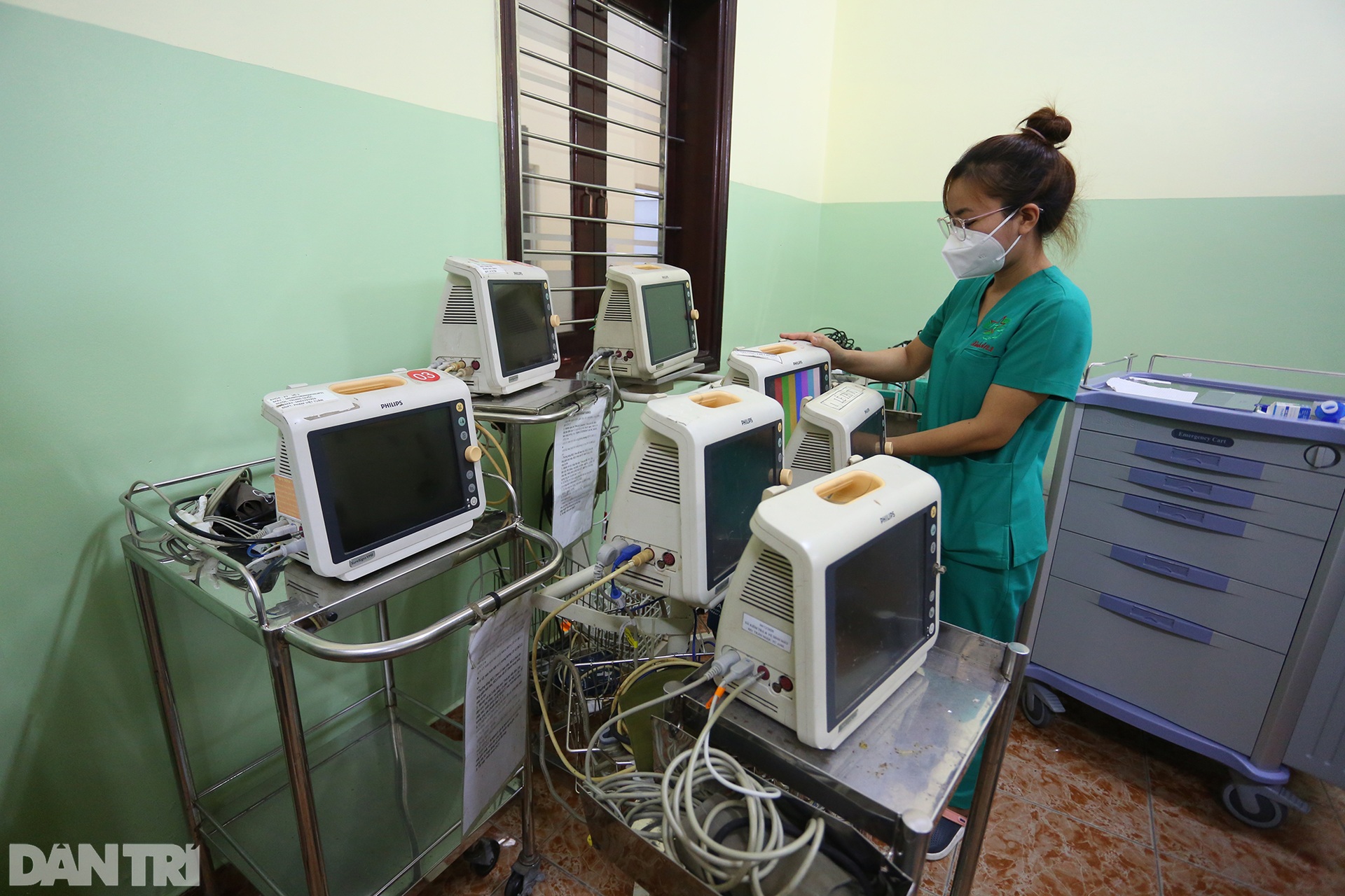 24 giờ thần tốc thành lập Trung tâm điều trị Covid-19 ở TPHCM - 5 24 giờ thần tốc thành lập Trung tâm điều trị Covid-19 ở TPHCM - 5