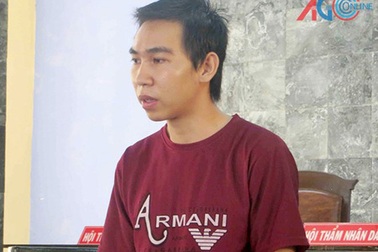 Giận cha suốt ngày say xỉn, con giết bạn nhậu của cha