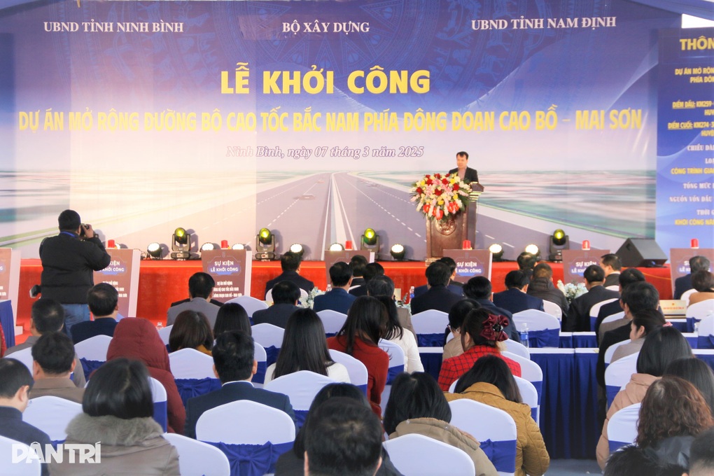 Gần 1.900 tỷ đồng mở rộng 15km cao tốc Bắc Nam đoạn Cao Bồ - Mai Sơn - 1 Gần 1.900 tỷ đồng mở rộng 15km cao tốc Bắc Nam đoạn Cao Bồ - Mai Sơn - 1