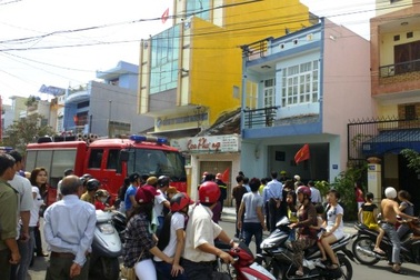 Suýt gặp họa vì đi chúc tết quên tắt bếp