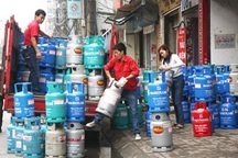 Giá gas tăng thêm 80.000 đồng/bình 12 kg từ hôm nay