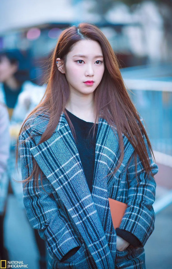 Bóc trần mặt tối Kbiz: Cả list dài như sớ idol dừng hoạt động do bệnh tâm lý, nam thần sốc vì nghi án chạm ngực nữ thần lai - Ảnh 8. Bóc trần mặt tối Kbiz: Cả list dài như sớ idol dừng hoạt động do bệnh tâm lý, nam thần sốc vì nghi án chạm ngực nữ thần lai - Ảnh 8.