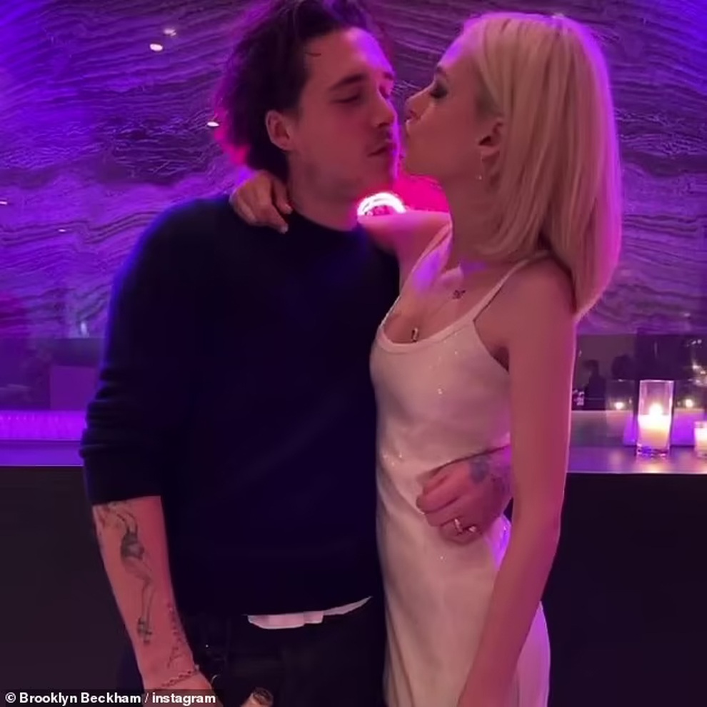 Brooklyn Beckham hết lời khen bạn gái hơn 4 tuổi - 1 Brooklyn Beckham hết lời khen bạn gái hơn 4 tuổi - 1