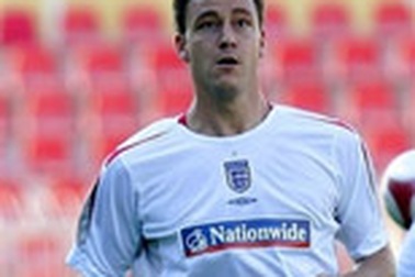 HLV McClaren vẫy gọi “thương binh”