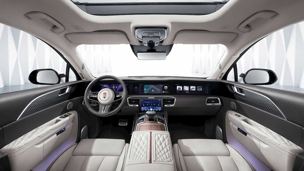 Rolls-Royce Trung Quốc bắt đầu chinh phục thị trường xe điện châu Âu - 8 Rolls-Royce Trung Quốc bắt đầu chinh phục thị trường xe điện châu Âu - 8